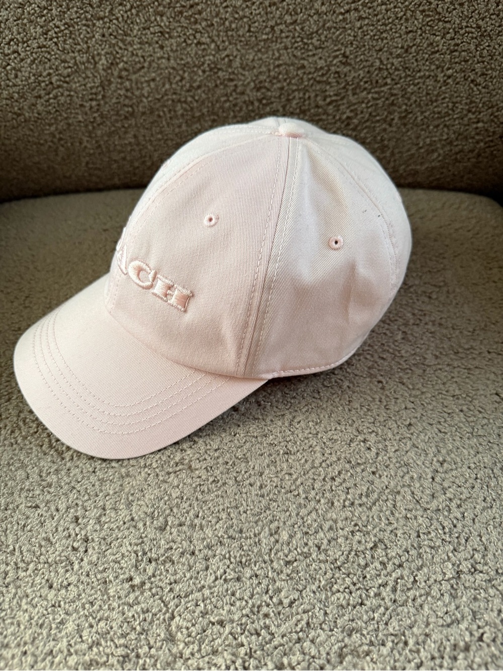 Coach Light Pink Embroidered Logo Baseball Cap - Picture 2 of 5